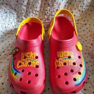 Crocs Lucky Charm Men's Clogs .
